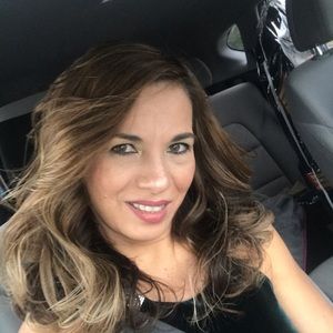 Meet your Posher, Leila